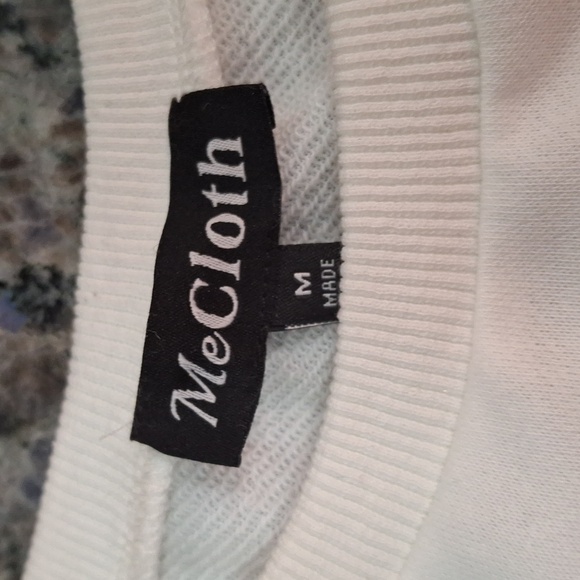 "MECLOTH" SZ. M, Ladies white, rainbow sleeves, 100%polyester, like new conditio - Picture 12 of 14